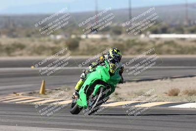 media/Jan-15-2026-Racers Edge (Thu) [[dfebeb70ab]]/3-B Group/Session 2 (Turn 11)/